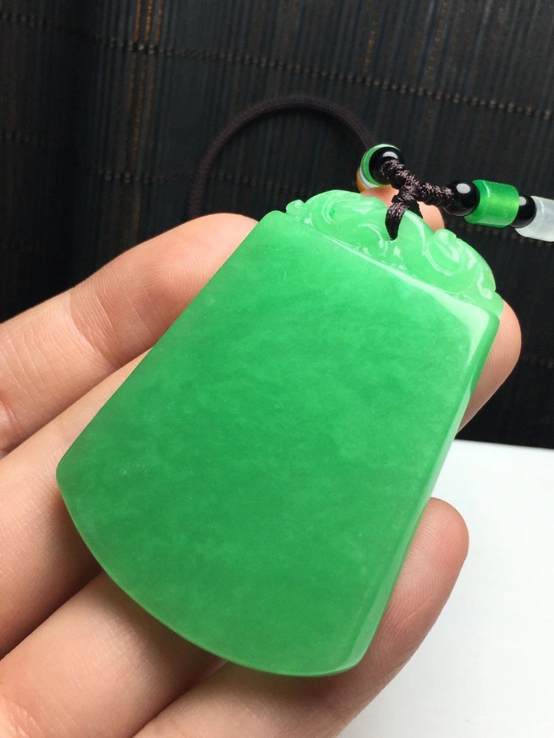 缅甸翡翠a货挂件满绿糯冰种平安无事牌男女款玉坠吊坠包邮带证书