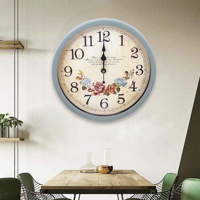 Clock Living Room Home Industrial Creative Fashion Wall Clock Mute Punch-Free Quartz Clock Retro Hong Kong Style Bedroom Clock