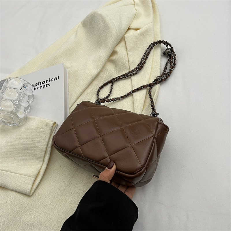 Sewing Line Rhombus Textured Chain Bag Women's Bag 2022 New Trendy Twist Lock Shoulder Bag Classic Style Crossbody Small Square Bag