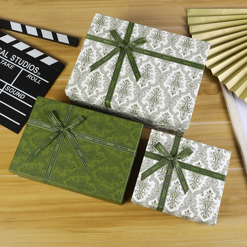 Valentine's Day Tiandigai Gift Box Vintage Green Gift Box Birthday Packaging Box Butterfly Companion Hand Gift Box