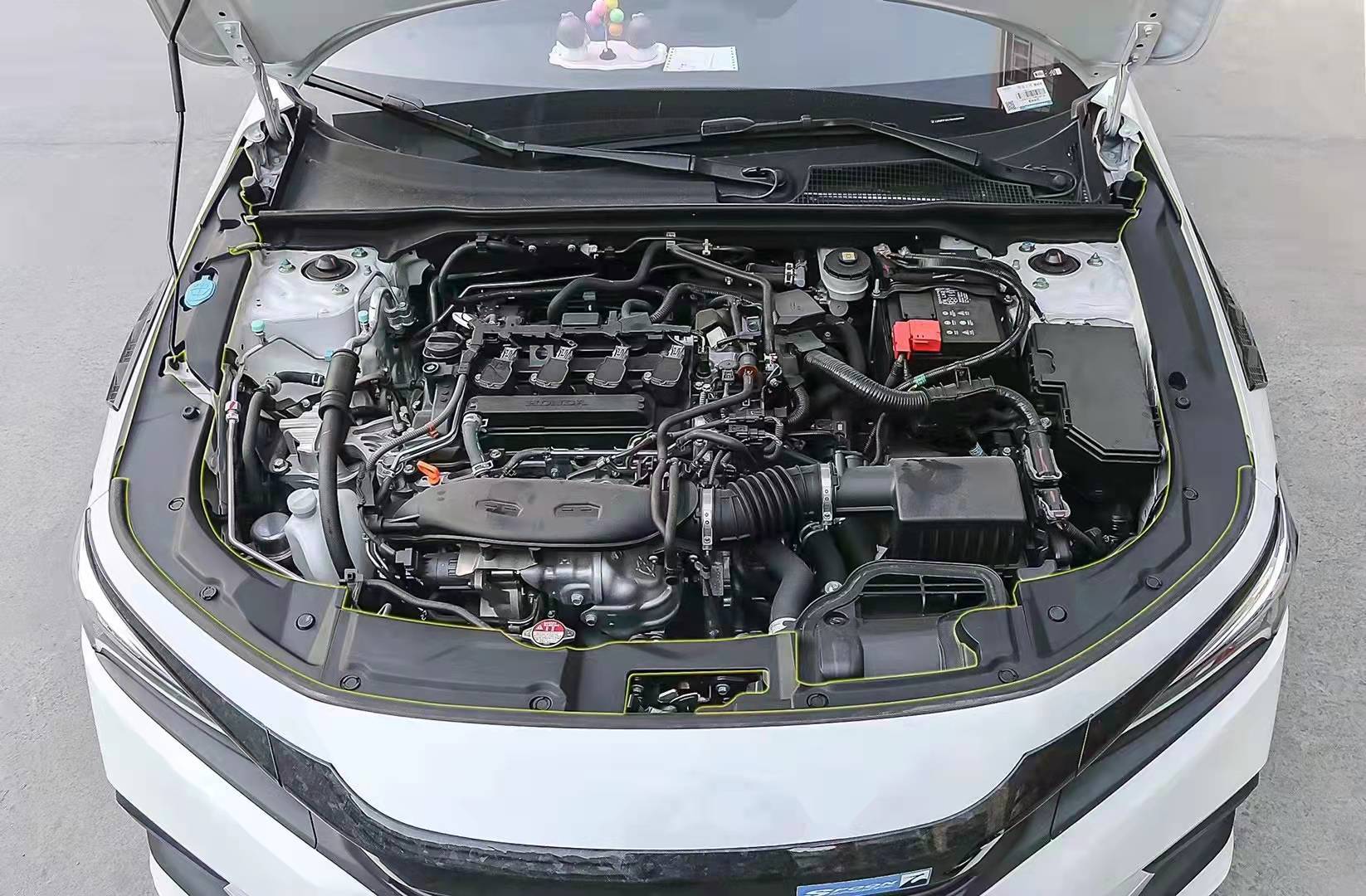 适用于22款十一代思域发动机舱侧盖板11代思域专用机舱侧盖保护板