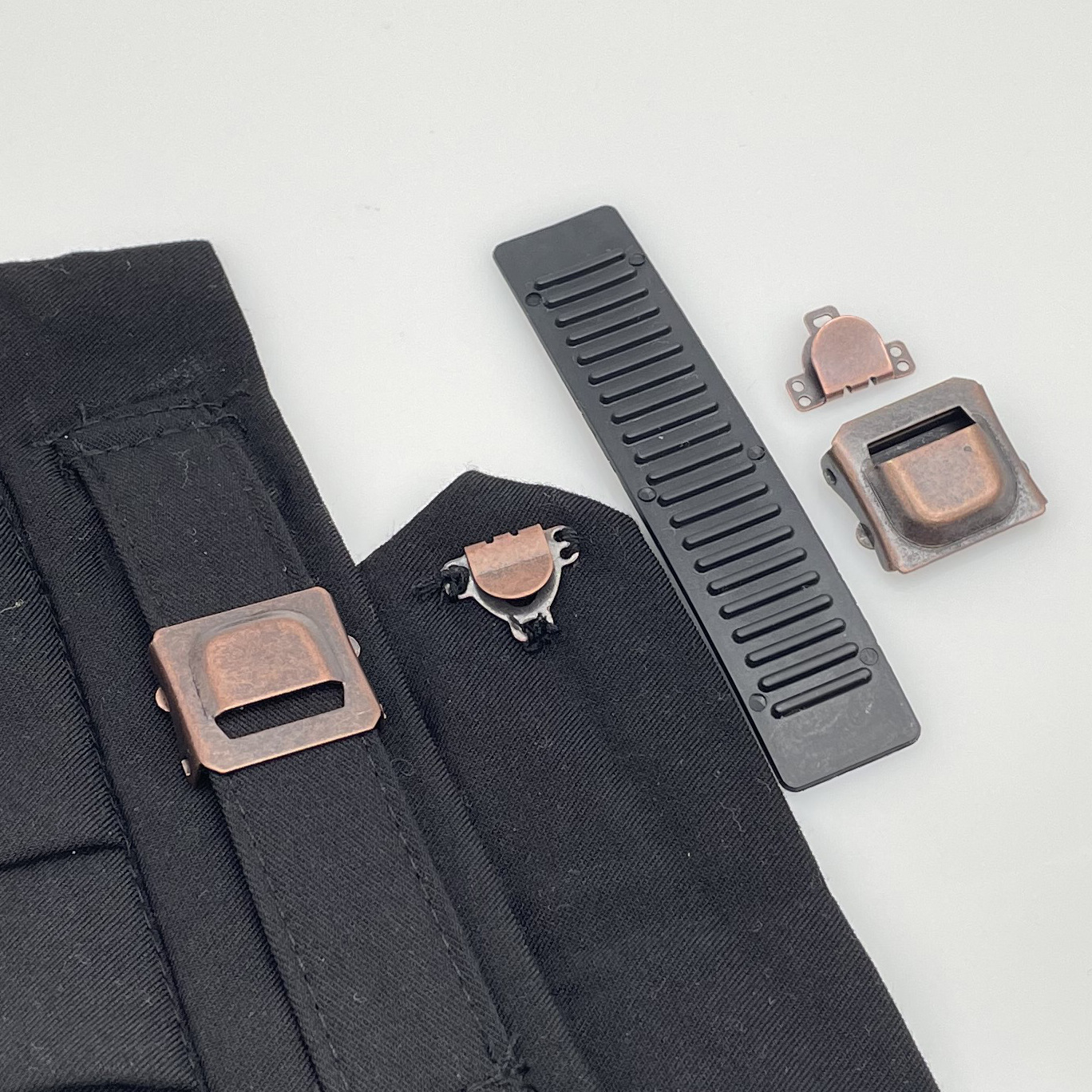 百褶裙jk调节扣 铜 腰围调节扣裤钩 可定制logo 胶条制服活动扣