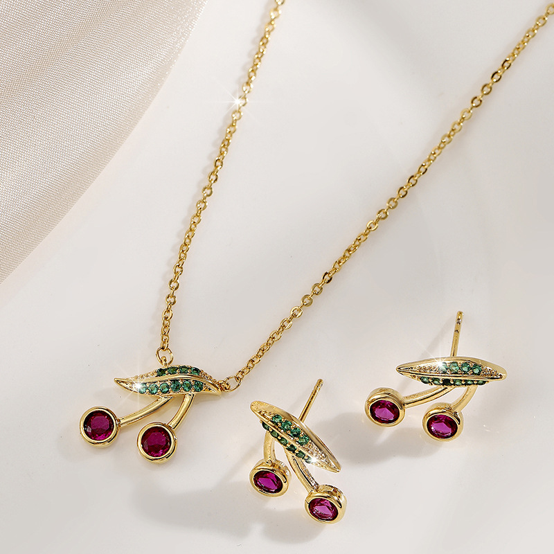 日韩ins甜美气质樱桃项链耳钉套装女小众设计感锆石锁骨链首饰品