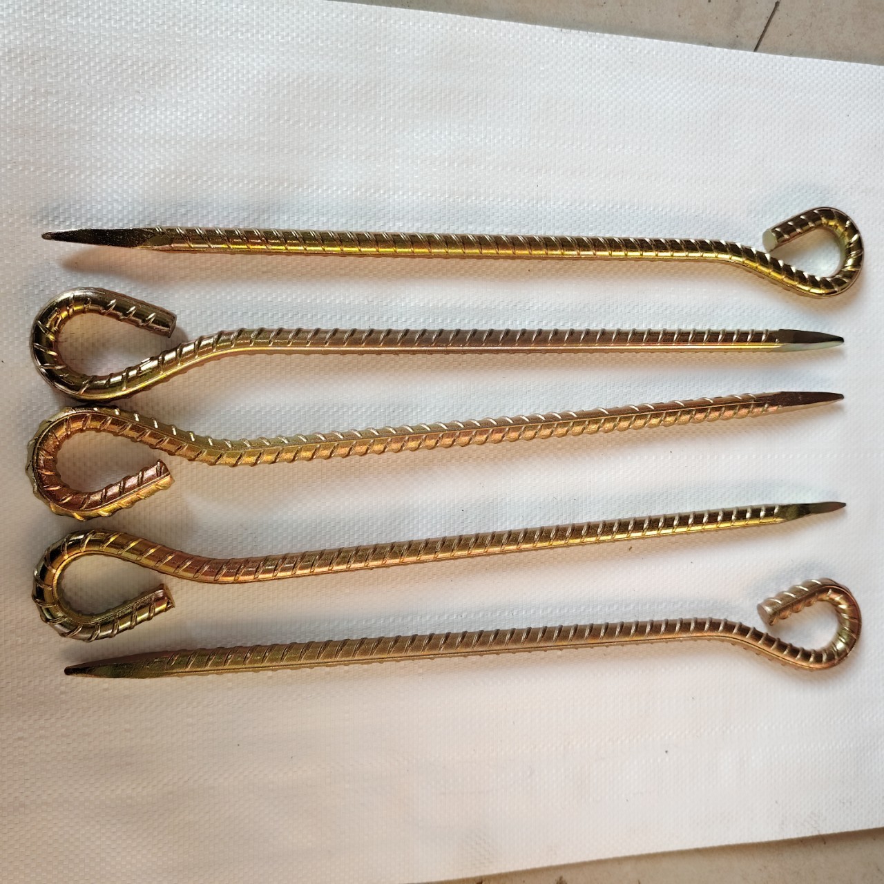 批发天幕帐篷地钉硬质硬草地钢钉木工铁钉挂画钉加长钉子帐篷地钉