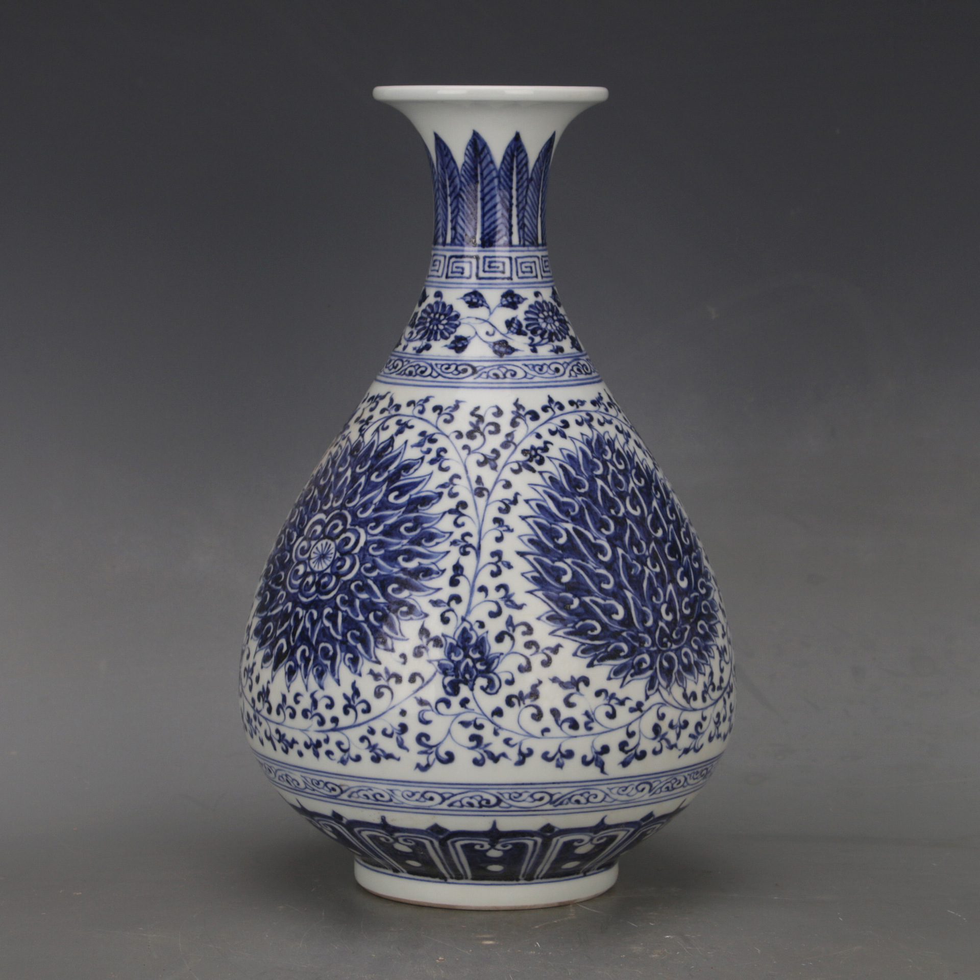 明永乐年青花缠枝花卉玉壶春瓶仿古旧货家居摆件瓷器古典家居收藏