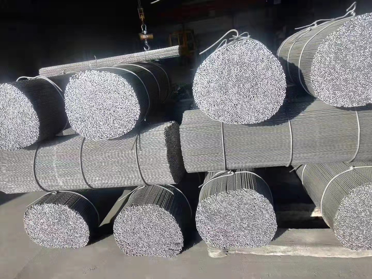 盘式麻花钢扭绞方钢钢格板用 304不锈钢螺纹防滑工艺品用麻花钢