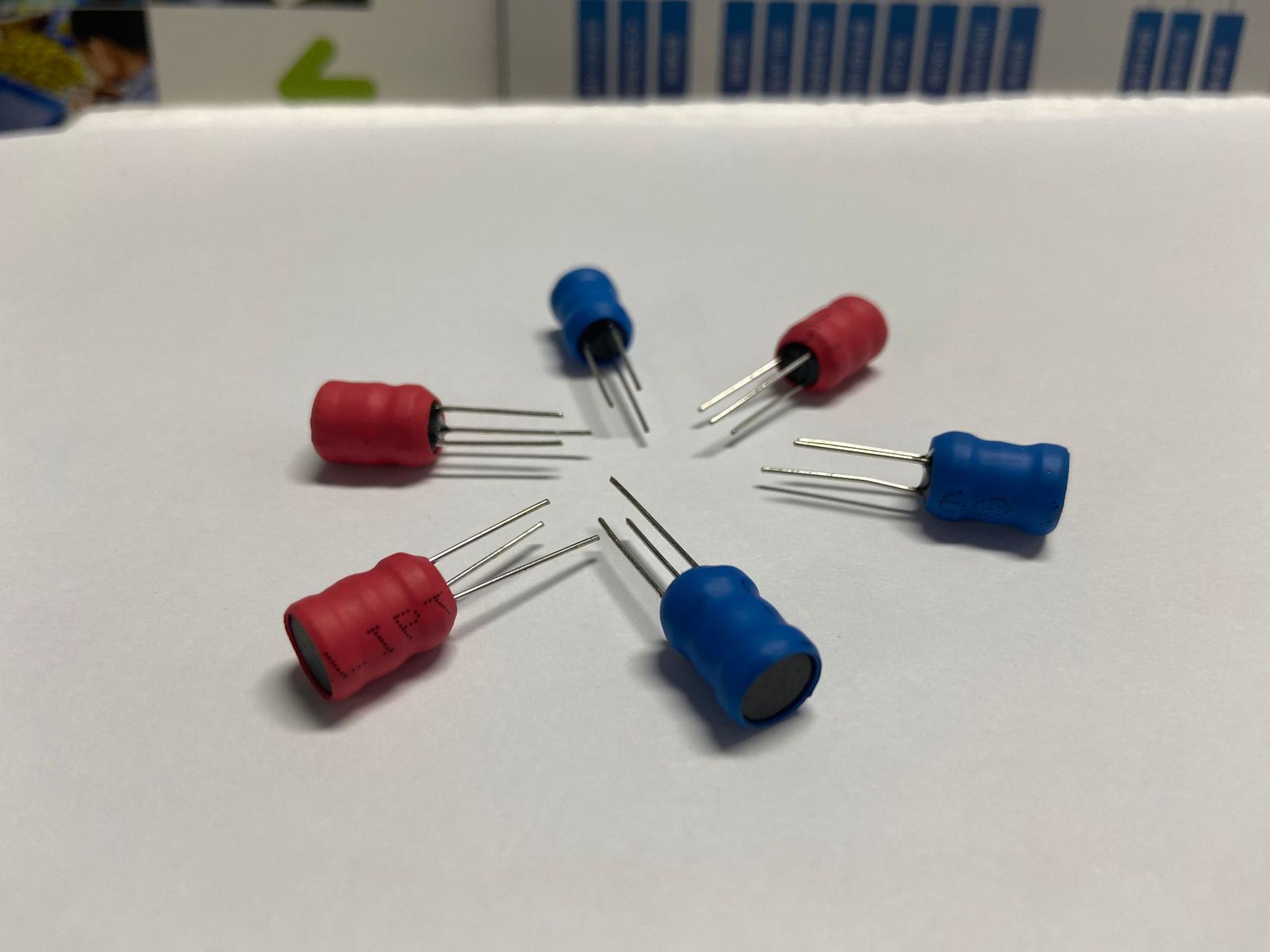 厂家供应直插三脚工字电感 8*10补水仪报警器 喷雾器消防应急电感