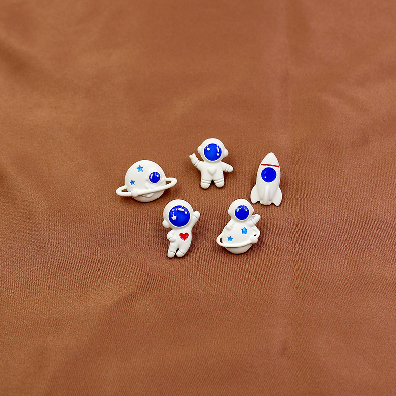 太空人卡通头饰 太空系列新款火箭宇航员diy发饰配件穿孔合金喷漆