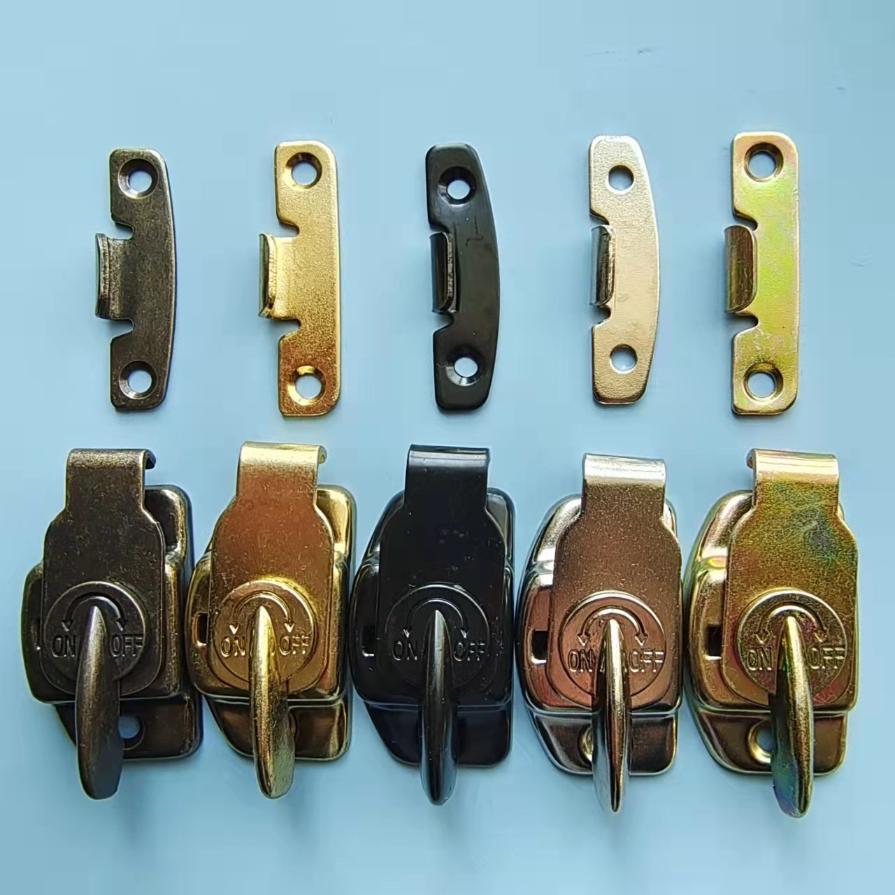 餐桌扣餐台扣鲍鱼扣桌面锁扣板式家具五金配件