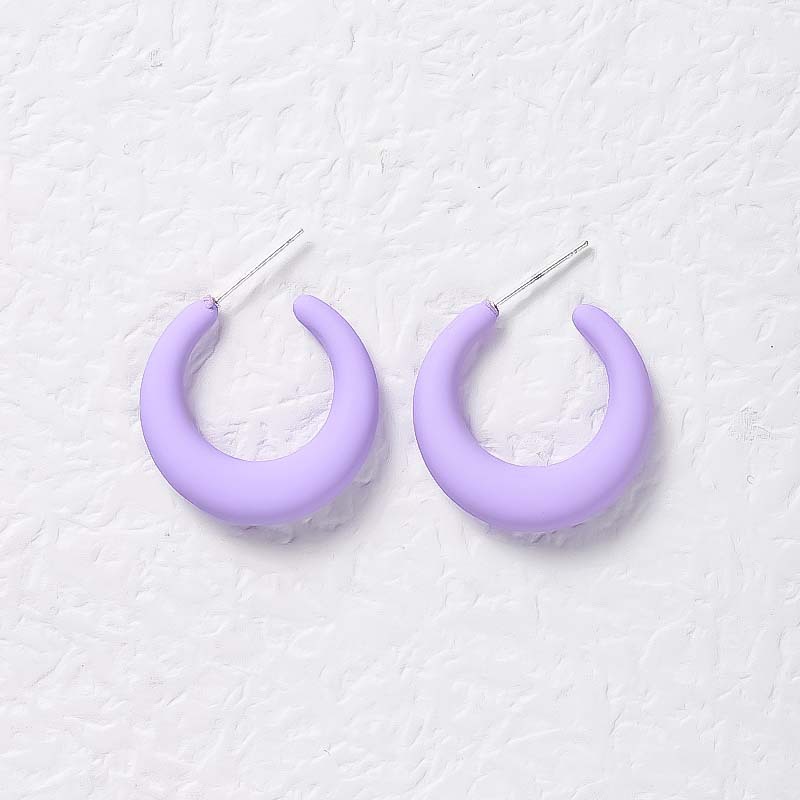 Simple Macaron Candy Color French Retro Earrings Solid Color Design Sense Advanced C- Shaped Rubber Paint Matte Texture