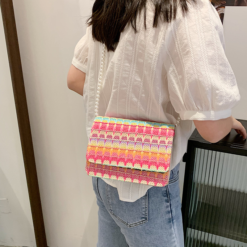 Spring and Summer 2021 New Internet Celebrity Fairy Pearl Contrast Color Sholder Bag Fashion Girl Beads String Bag Crossbody Small Square Bag