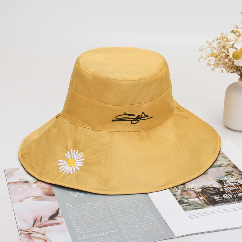 Spring and Autumn Sun Hat New Fashion Embroidered Big Brim Fisherman Hat Polyester Cotton Double-Sided Sun Hat Daisy Sun Protection Hat Women