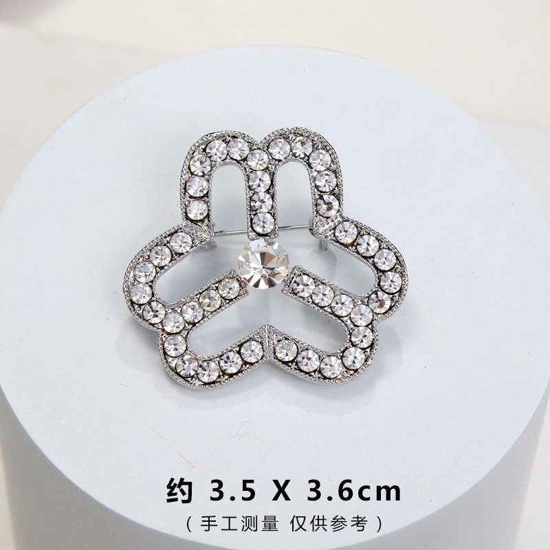 Women's Federation Emblem Brooch Women's Federation Rhinestone Diamond Corsage Women's Day Pin Badge Logo Accessories