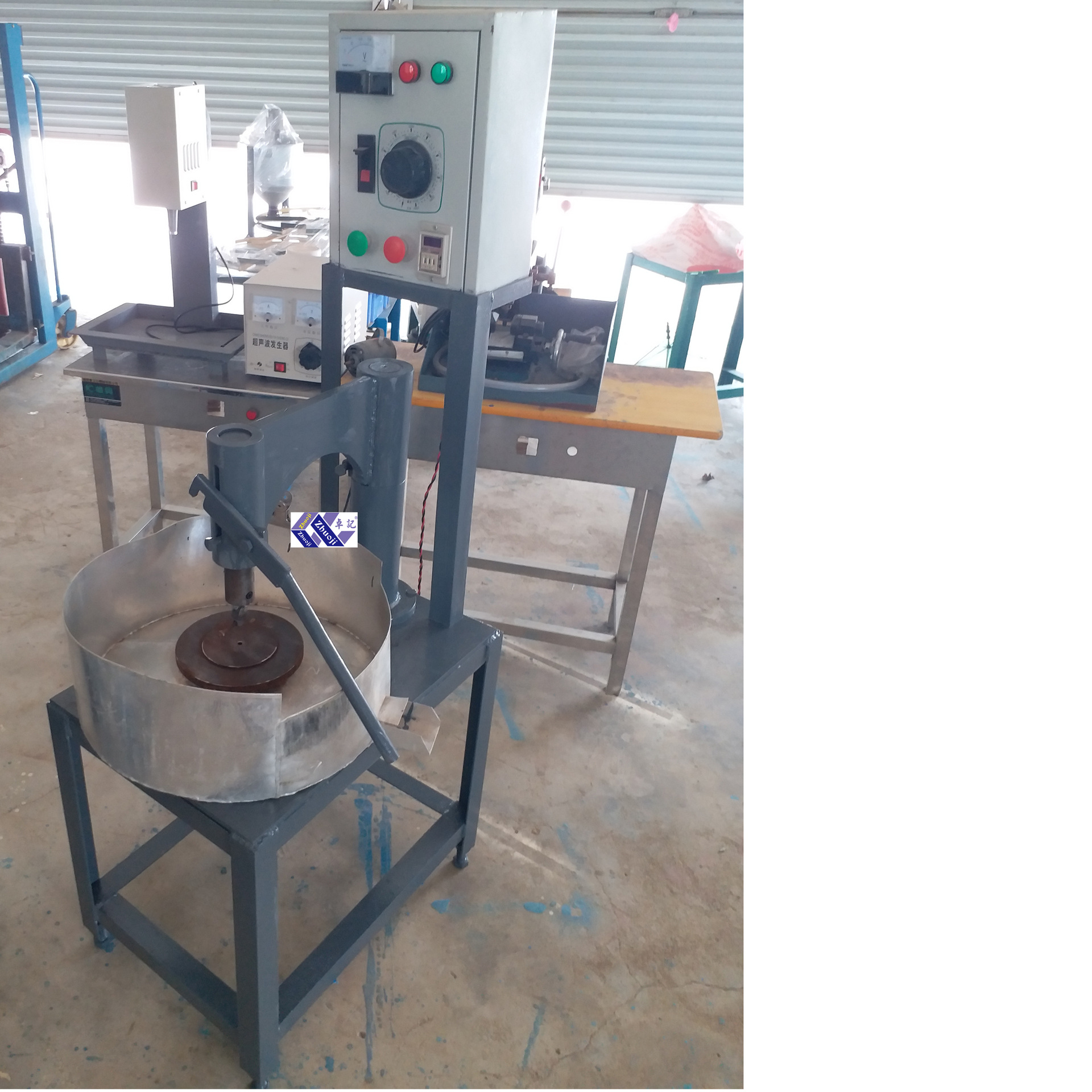 彩色红宝石水晶石刻面切割面石坯机器设备-3mm圆珠机