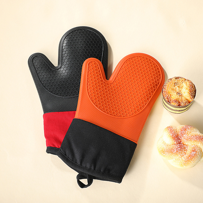 microwave oven high temperature resistant kitchen anti-hot gloves thickened cotton non-slip waterproof oven gloves silicone thermal insulation gloves