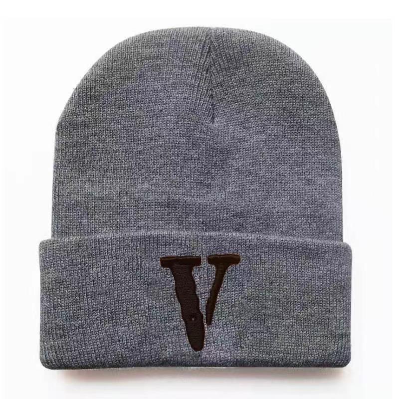 Men's and Women's Autumn and Winter Letter V Personalized Three-Dimensional Embroidery Knitted Hat Ski Cap Sleeve Cap Men's and Women's Student Wool Hat