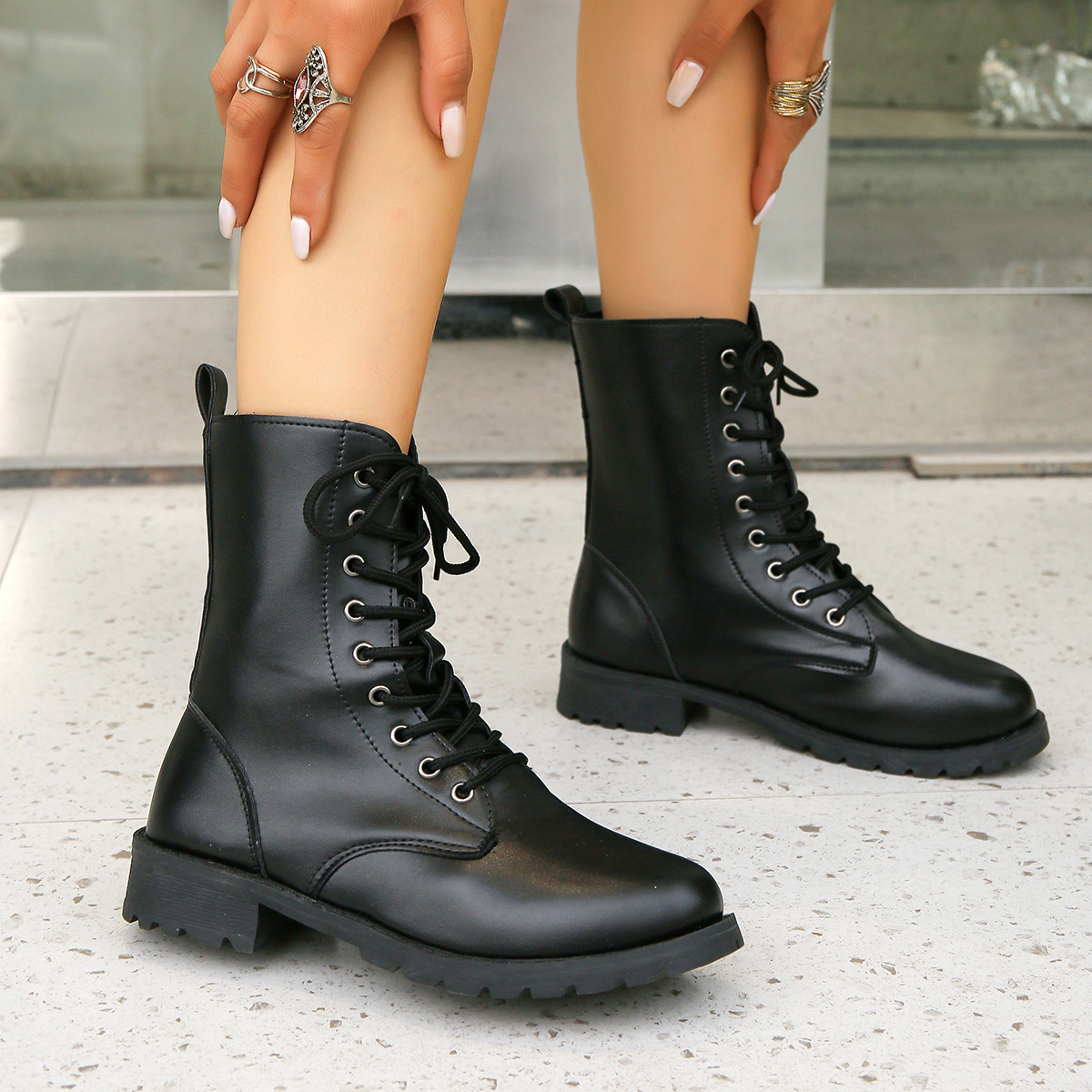 Cross-Border plus Size Lace-up Martin Boots Female Platform Motorcycle Boots Mid Heel Boots British Style Foreign Trade Handsome Couple's Boots Tide
