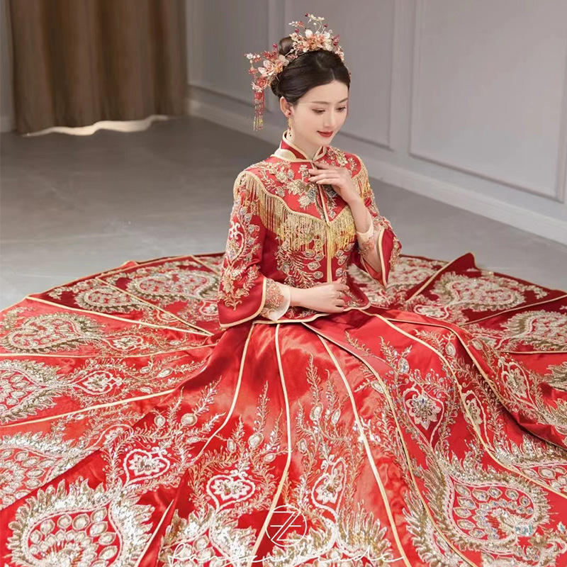 秀禾服2022新娘结婚云肩流苏缎面大裙摆中国风中式礼服龙凤褂礼服