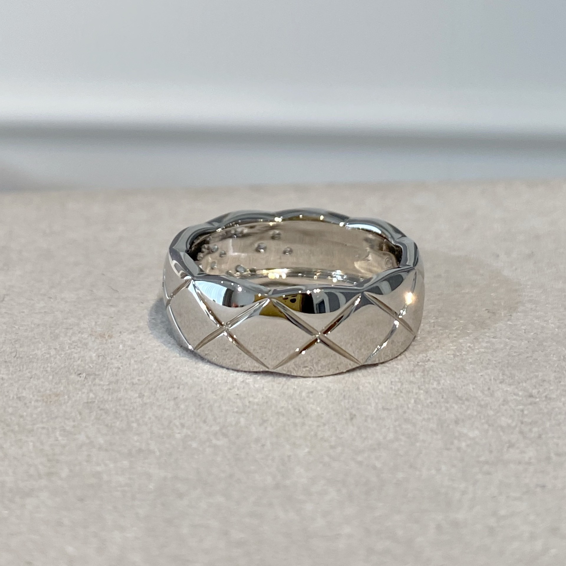 v金中宽版菱格戒指18k玫瑰金高品质镶钻窄版coco交叉情侣对戒