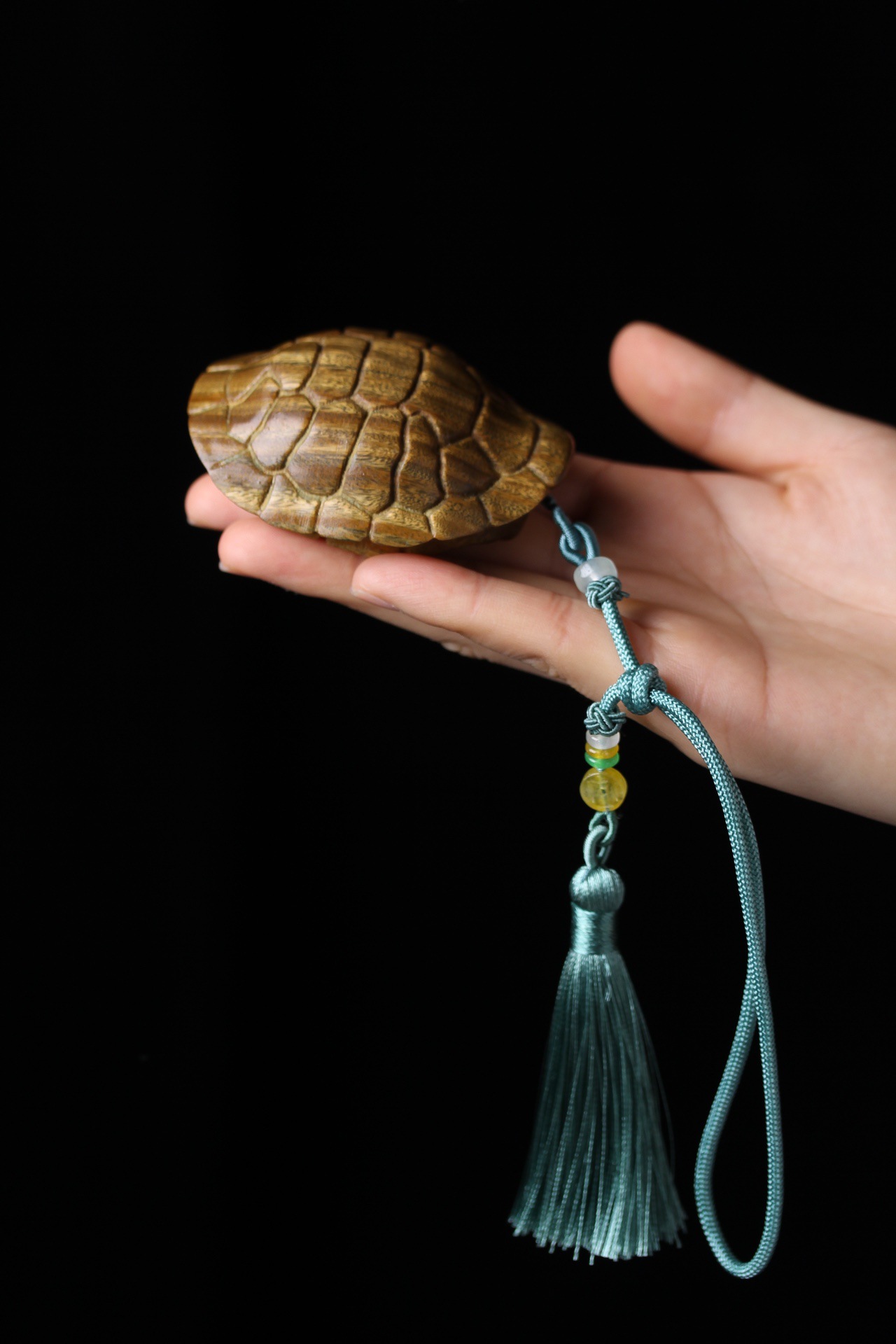 阿根廷绿檀富甲天下招财貔貅手把件木质动物摆件书桌柜子装饰摆设