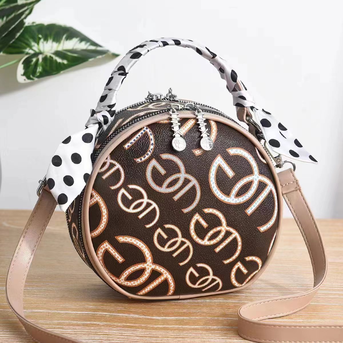 Women's Bag 2023 New Sweet Personality Bucket Bag Handbag Messenger Bag Trendy Fashion Best-Seller Bucket Bag