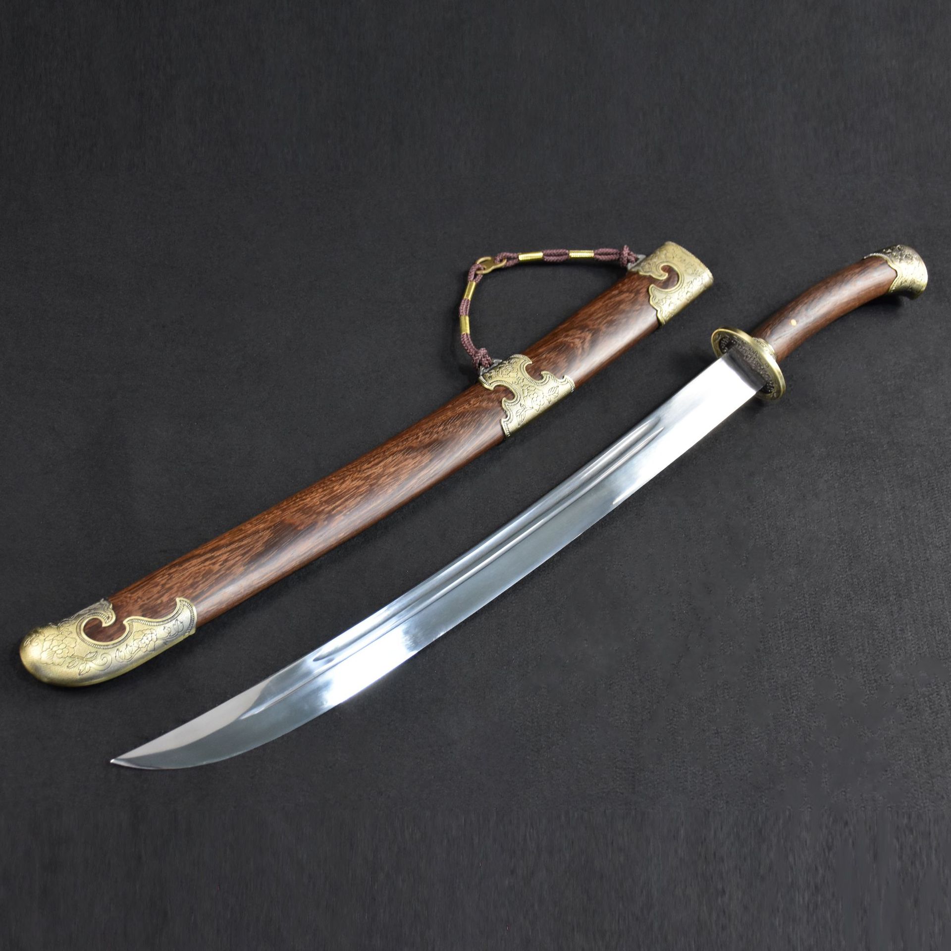 龙泉市刀剑高碳钢一体清刀影视绣春刀防身冷兵器工艺品宝剑未开刃