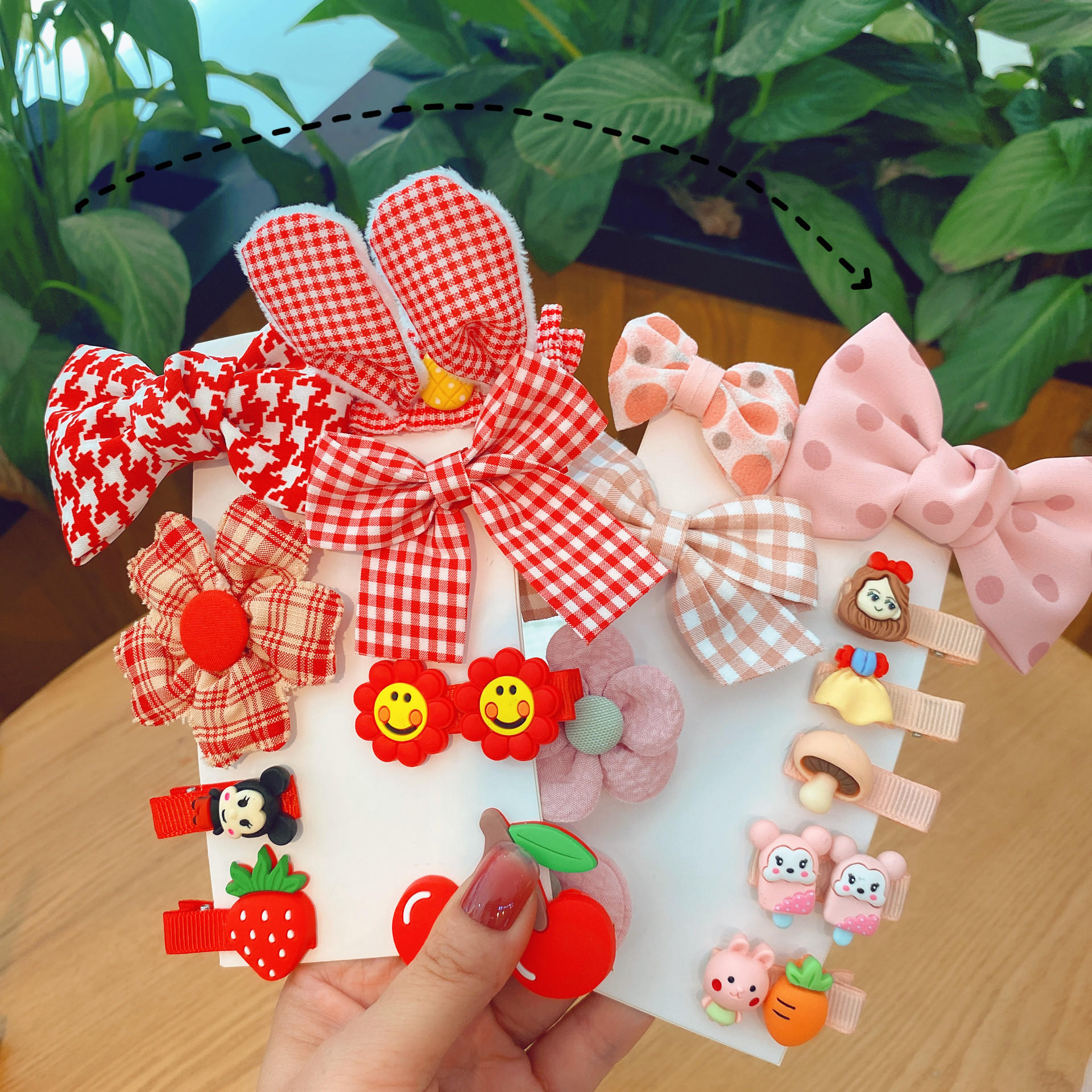 儿童卡通发夹新款可爱超萌儿童发卡头饰小夹子不伤发碎发夹发饰