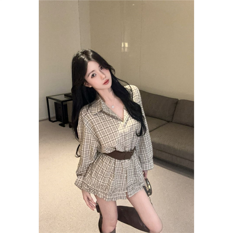韩版复古格纹木耳边Polo领长袖衬衫女早秋新款宽松百搭上衣配腰带
