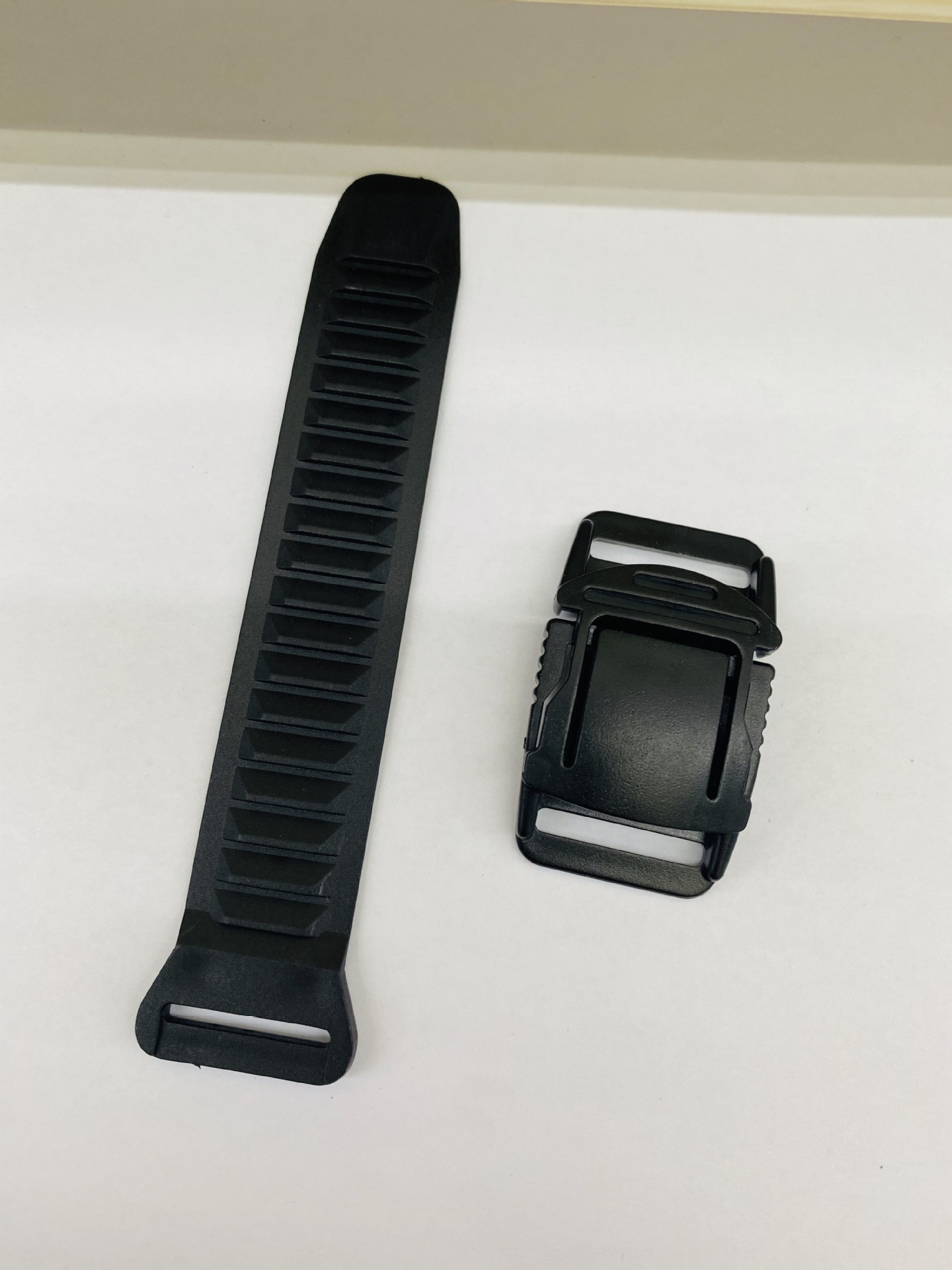 头盔配件 塑料pvc帽子调节扣 滑动帽扣 伸缩扣 加长扣 鞋扣 批发_震元