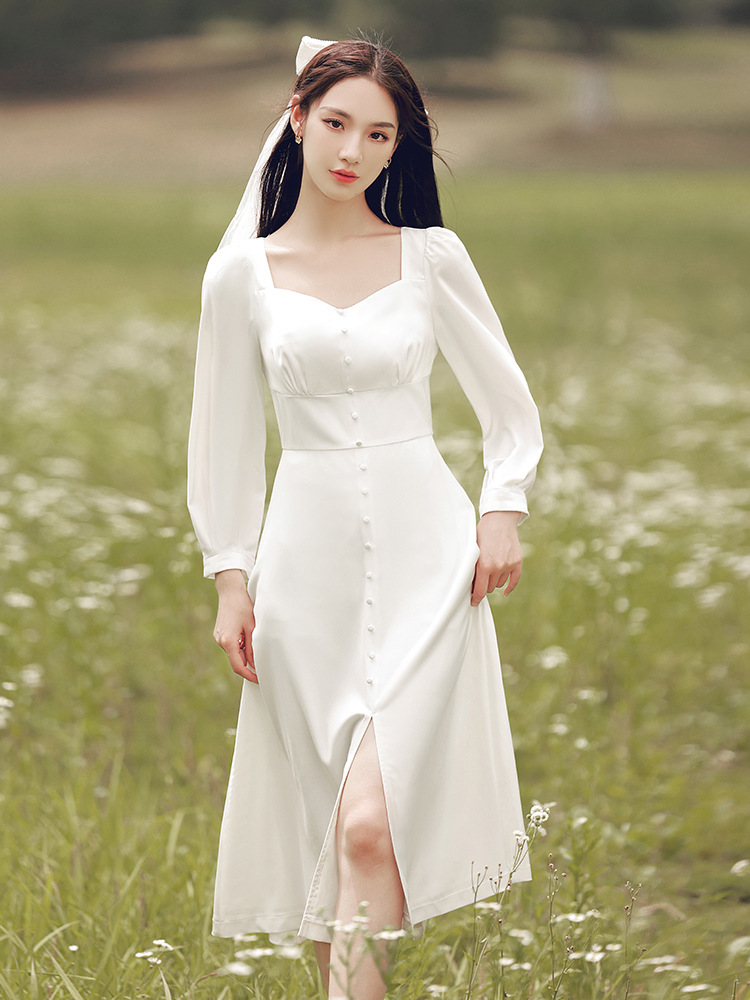 法式复古白色小礼服平时可穿领证登记订婚缎面森系轻纱旅拍连衣裙