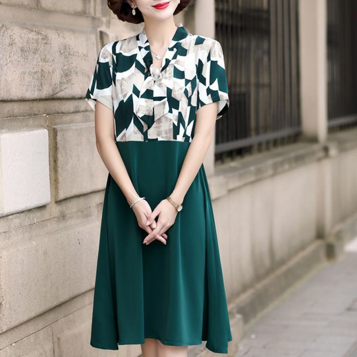 x葊2洋气妈妈裙子夏季中年女装雪纺裙短袖中老年人时尚遮肚连