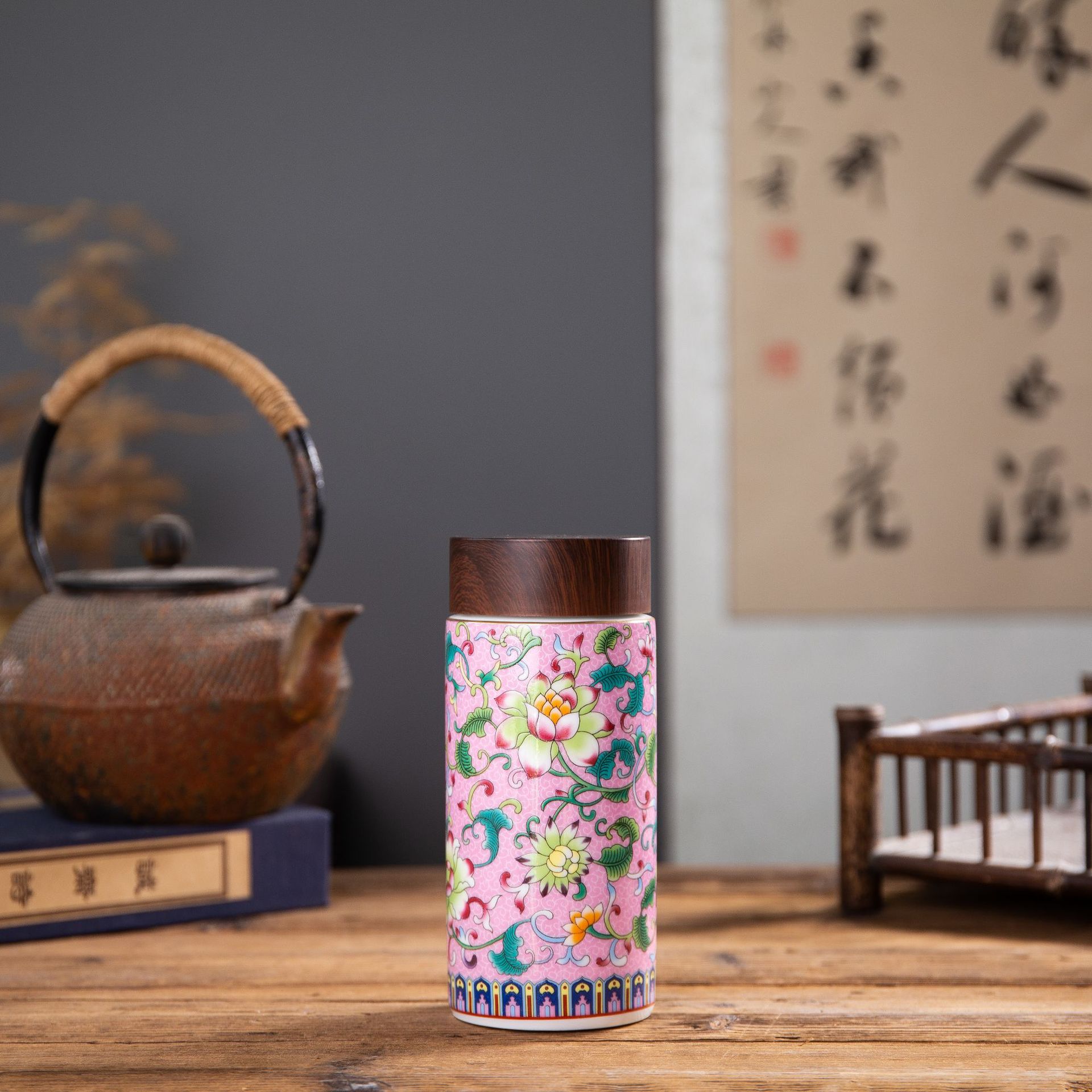 New Jingdezhen Enamel Ceramic Liner Health Cup Palace Style Large Capacity Hand Warmer Bottle Double Insulation Tumbler