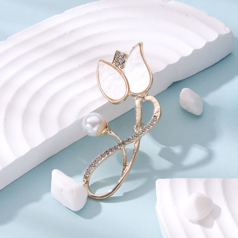 胸针高档女胸花别针 郁金香秋冬珍珠设计感小众奢华高级气质配饰