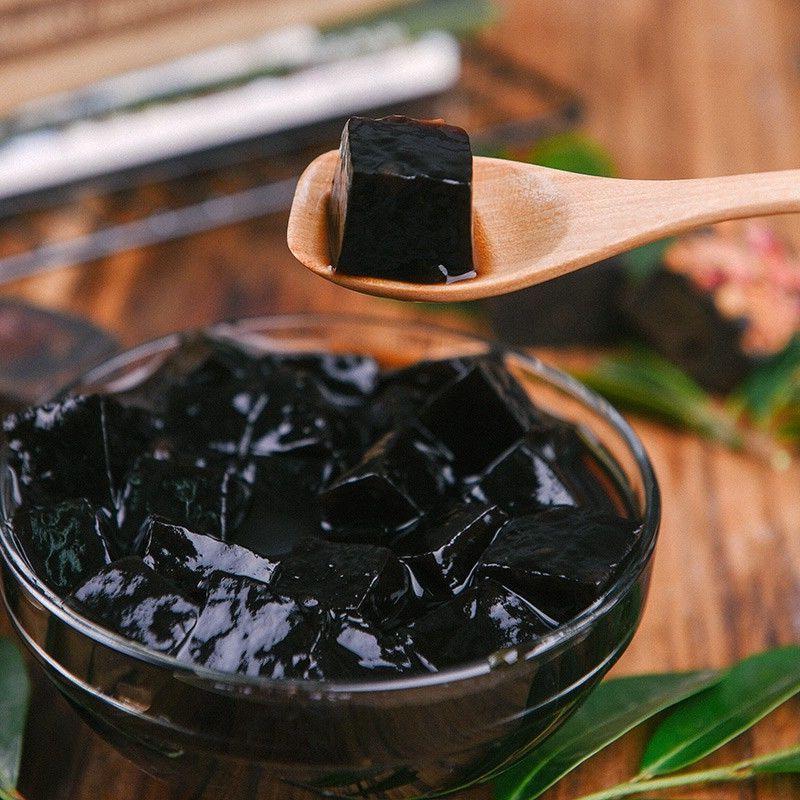 传统潮汕草果草仙草冻原材料黑凉粉龟苓膏烧仙草果冻仙人板草批发