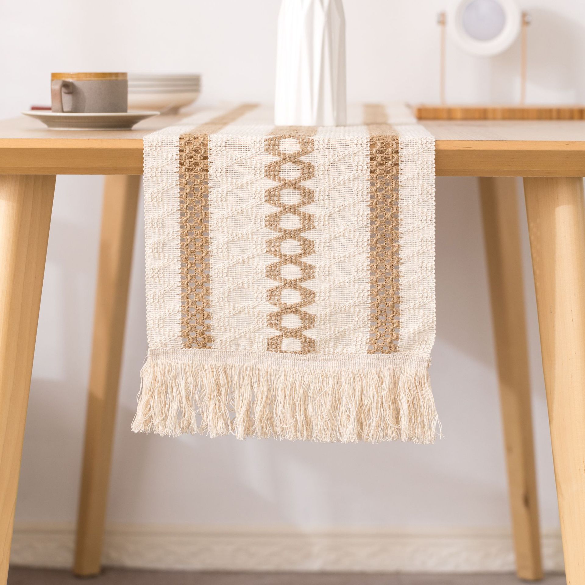 Cotton Linen Table Runner Vintage Two-Tone Woven Tassel Linen American Country Holiday Table Decoration Cover Cloth Bed Runner