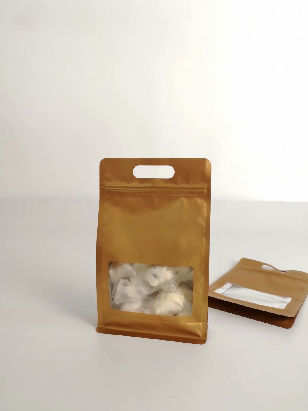 批发八边封风琴袋坚果食品袋侧开窗磨砂袋拉链密封可定制