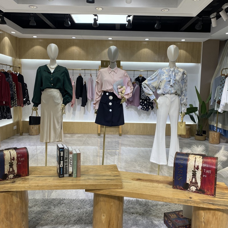 熙雨韩 2021秋品牌折扣江南布衣时尚女装电商实体店撤柜批发货源