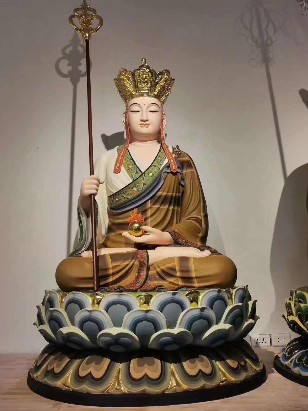 定制大型彩绘贴金2米地藏王菩萨铜雕像佛像寺庙供奉铜佛像