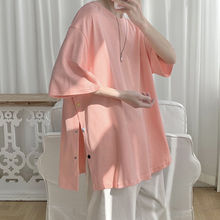 软奶系粉色恤男设计感小众排扣开叉七7分袖高级感情侣装夏装短袖