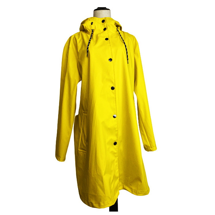 工厂定制2021年pu成人纽扣自行车雨衣连帽pu时尚raincoat雨衣