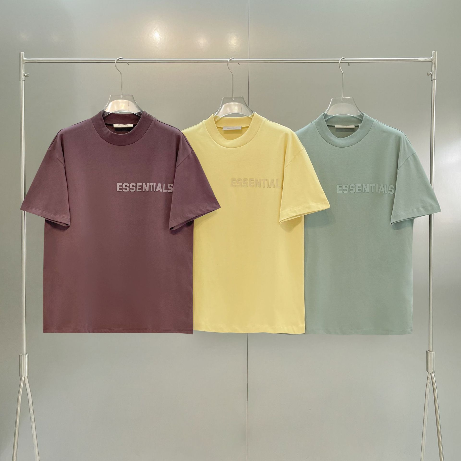 fear of fog复线essentials小领口高街绒面压胶短袖夏季宽松t恤in