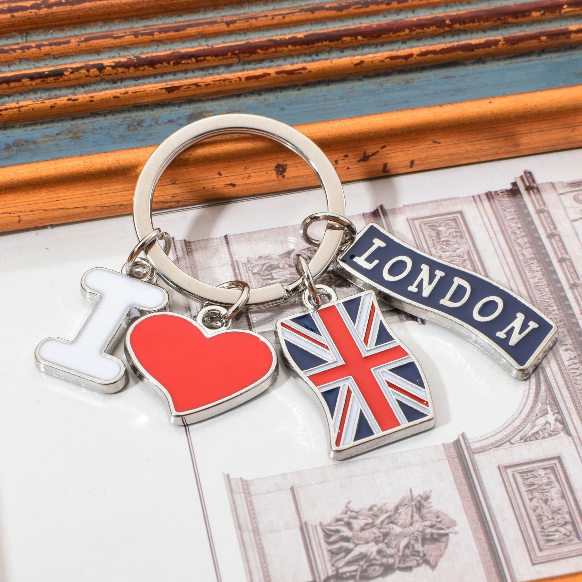 London, Uk Tourist Souvenir Keychain Handbag Pendant Key Chain Key Ring Key Chain Travel Gift