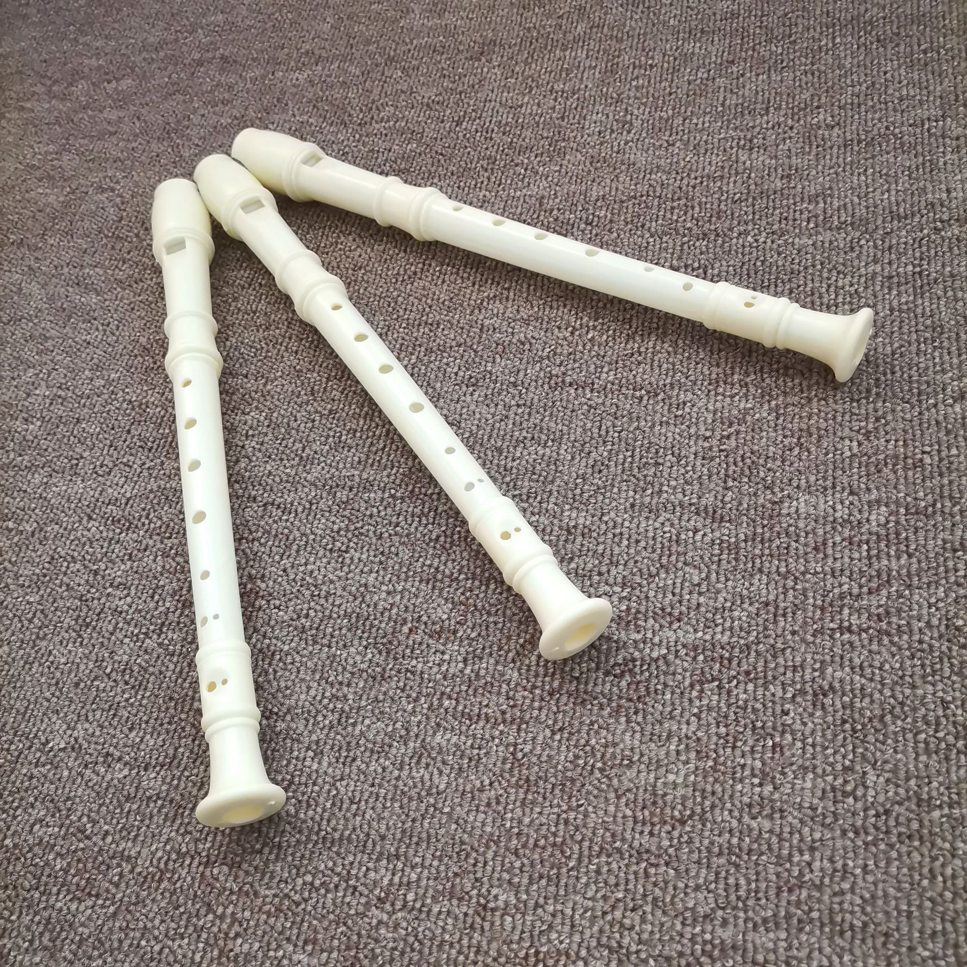 b80儿童白色竖笛玩具小学生吹奏乐器30cm文具塑料长笛子8孔9孔2元