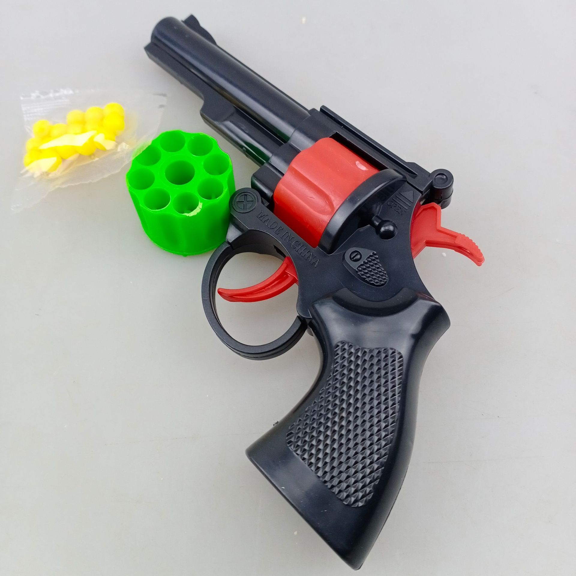 2元批发 两用 儿童玩具枪 左轮 两用 软弹玩具枪 塑料玩具二元