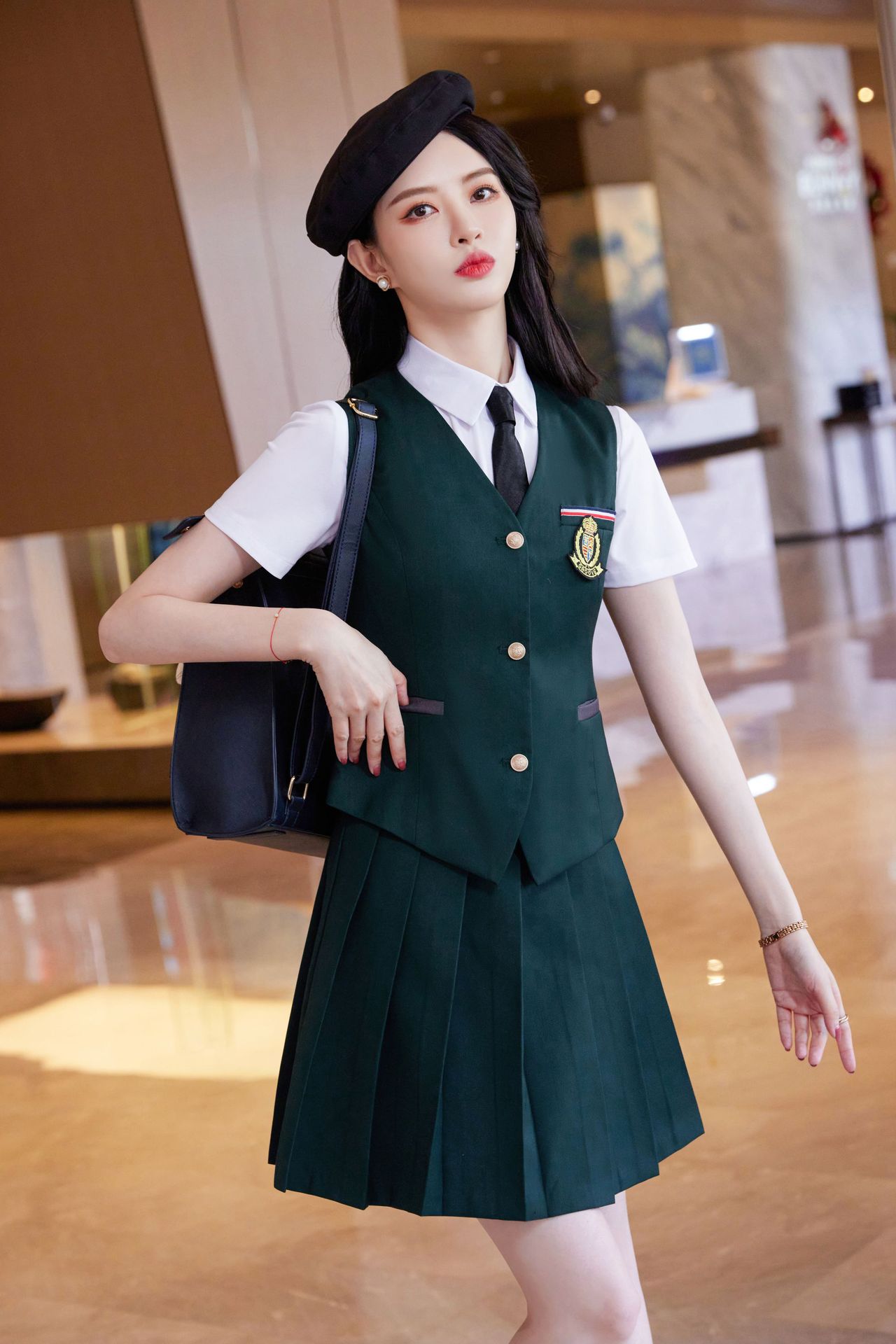 幼师新款职业装套装时尚幼师面试服装女幼儿园教师职业马甲工作服