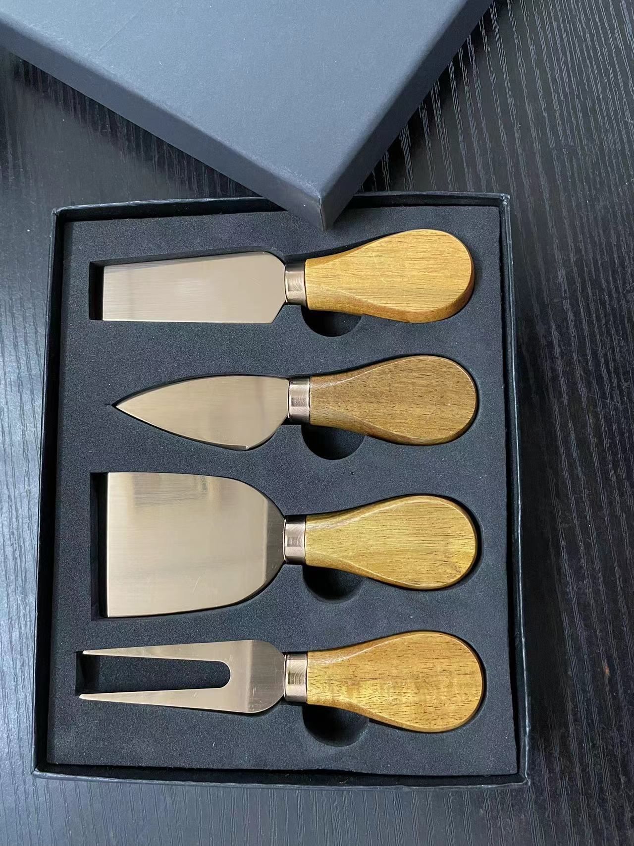 Stainless Steel Wooden Handle Cheese Knife 4-Piece Set Cheese Knife Cow Eva Boxed High-Grade Gift Packing Oak Handle Cover