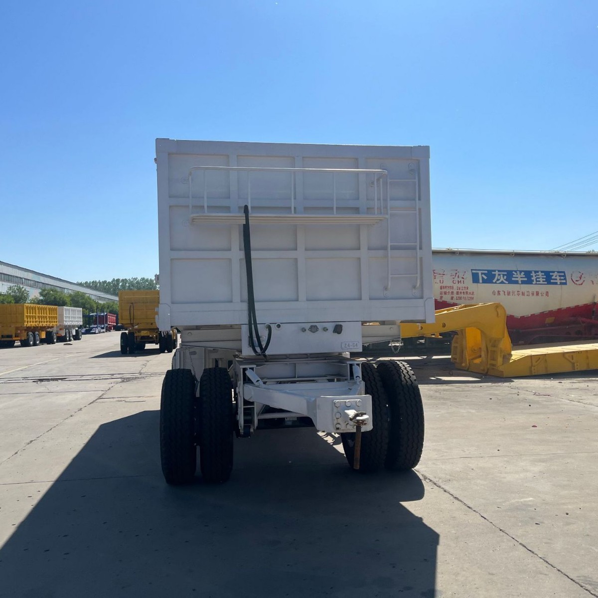 出口全挂拖车 电动篷布半挂车 全挂厢式车 大型厂区平板车