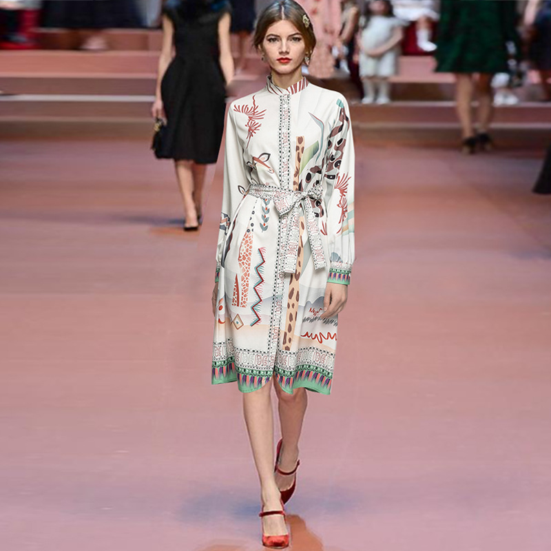 长袖连衣裙走秀图片