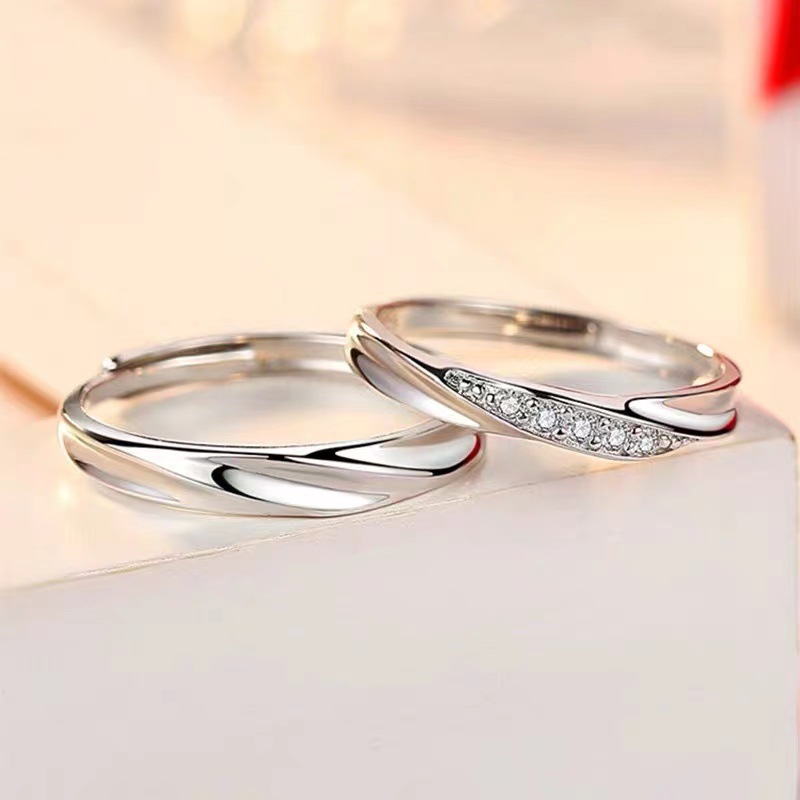 Love Couple Ring a Pair of Men and Women Couple Rings Japanese and Korean Valentine's Day for Boyfriend Girlfriend Commemorative Token