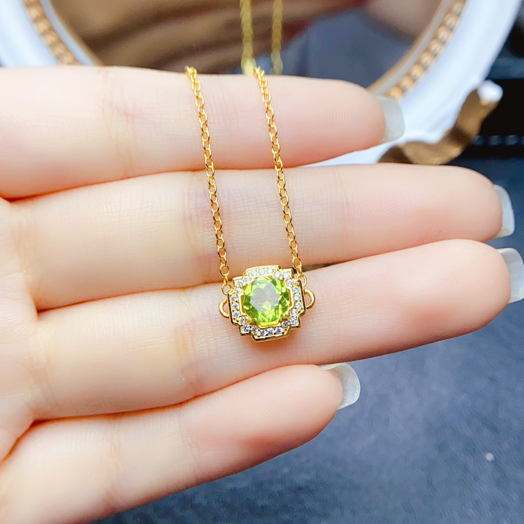 天然爆款橄榄石手链s925银女饰主石6*6热销跨境一件代发-阿里巴巴